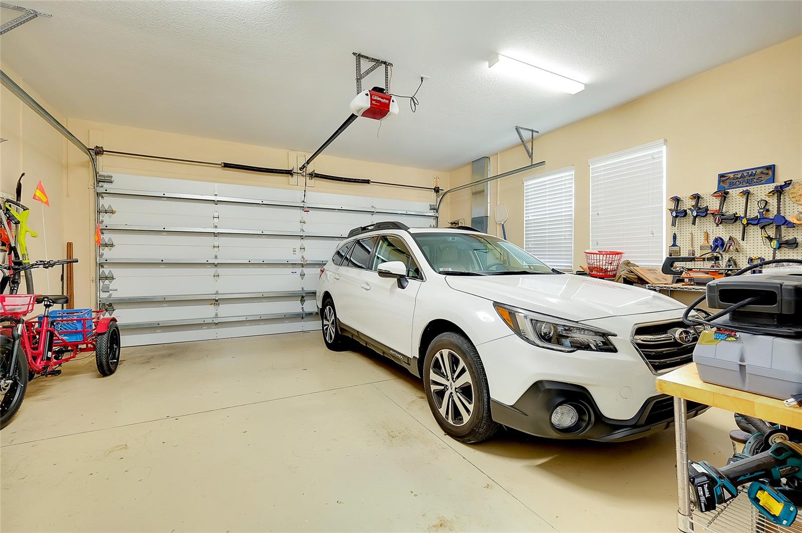 Image 66 of 100 For 641 Venice Avenue