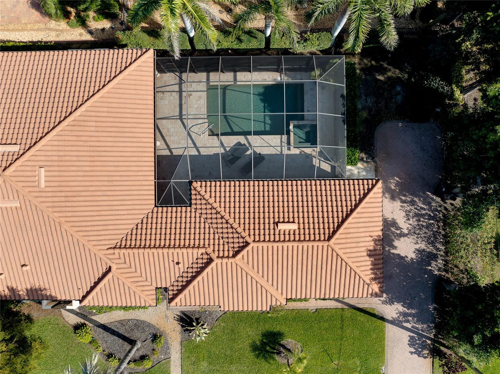 Image 93 of 100 For 641 Venice Avenue