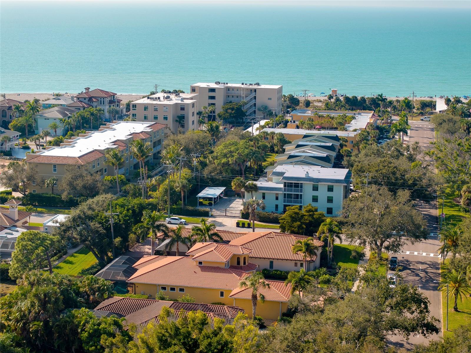 Image 96 of 100 For 641 Venice Avenue