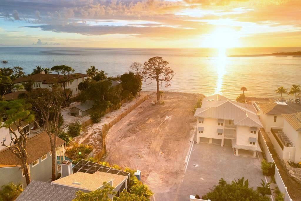 Image 7 of 22 For 4050 Higel Avenue