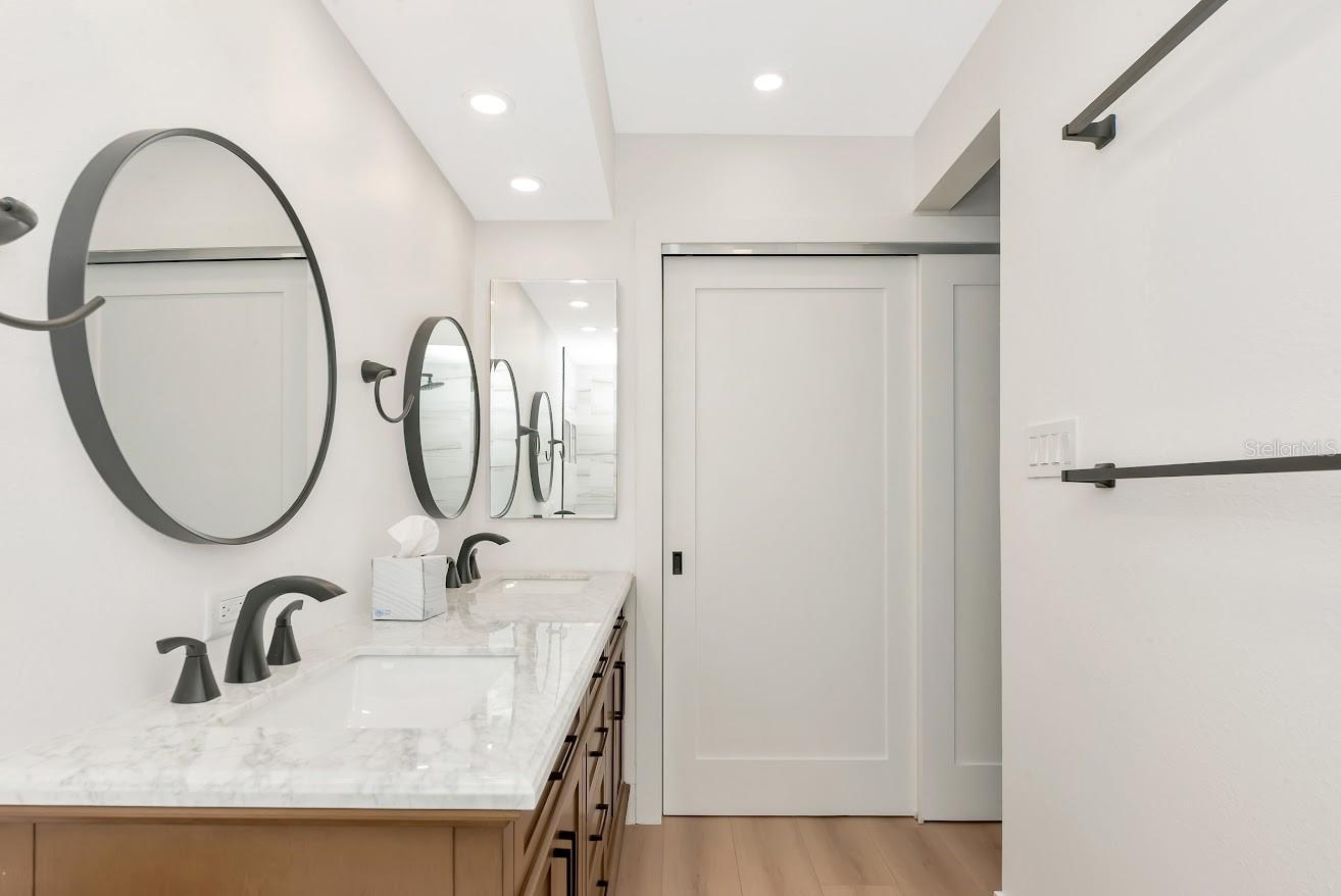 Image 27 of 40 For 800 Blvd Of The Presidents 16