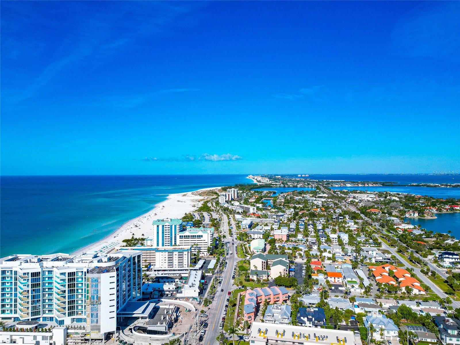 Image 37 of 40 For 800 Blvd Of The Presidents 16