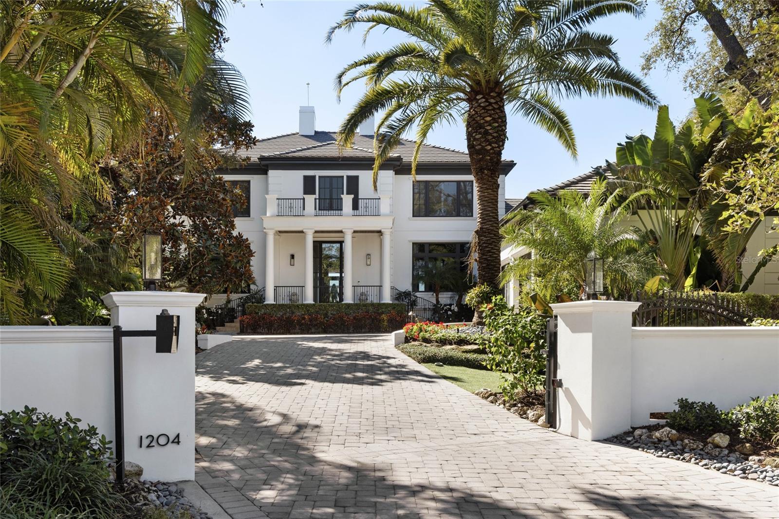 Image 23 of 27 For 1204 Hillview Drive