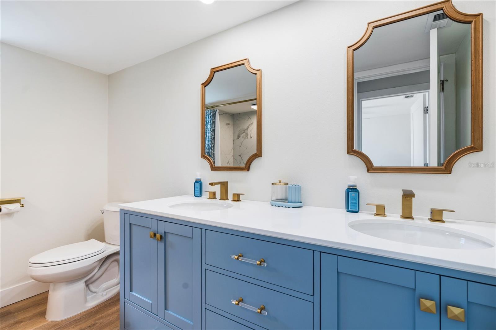 Image 22 of 29 For 4343 Arrow Avenue