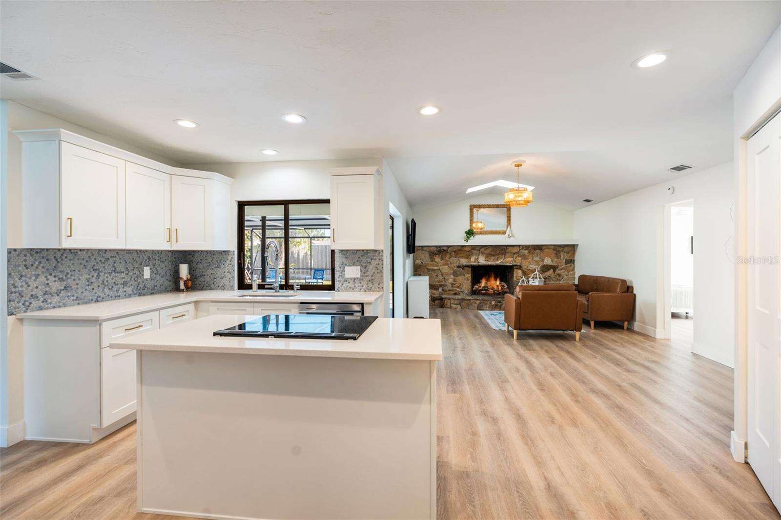 Image 8 of 29 For 4343 Arrow Avenue