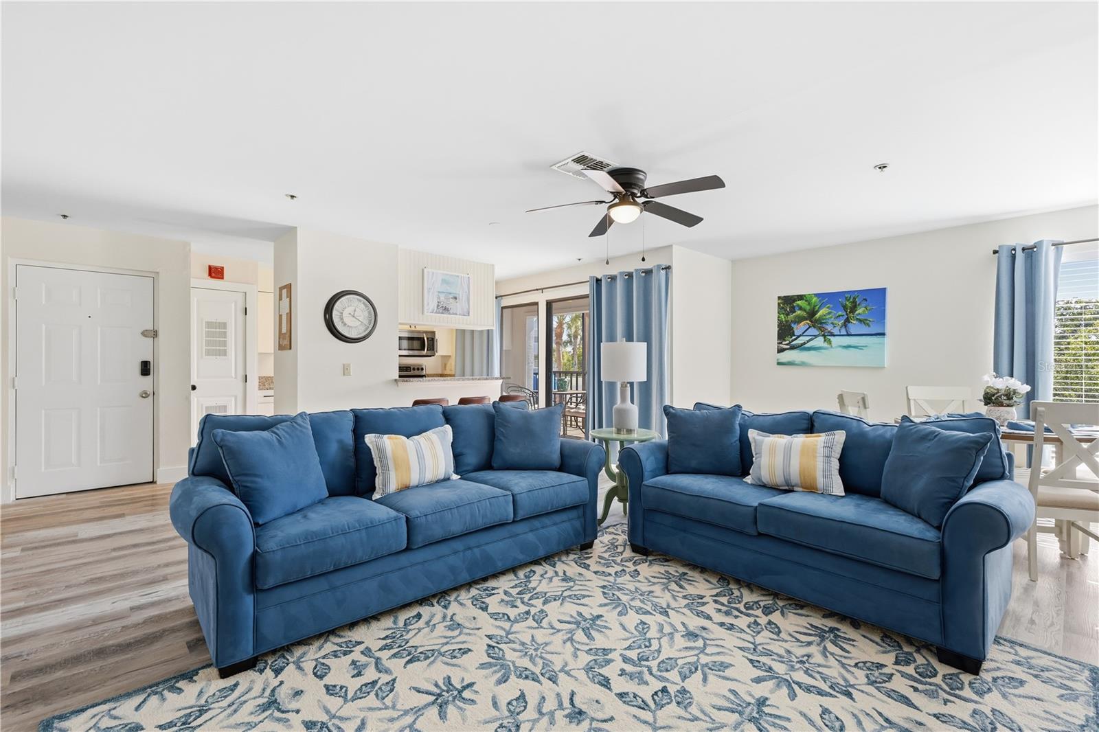 Image 6 of 33 For 3601 Bay Drive 106