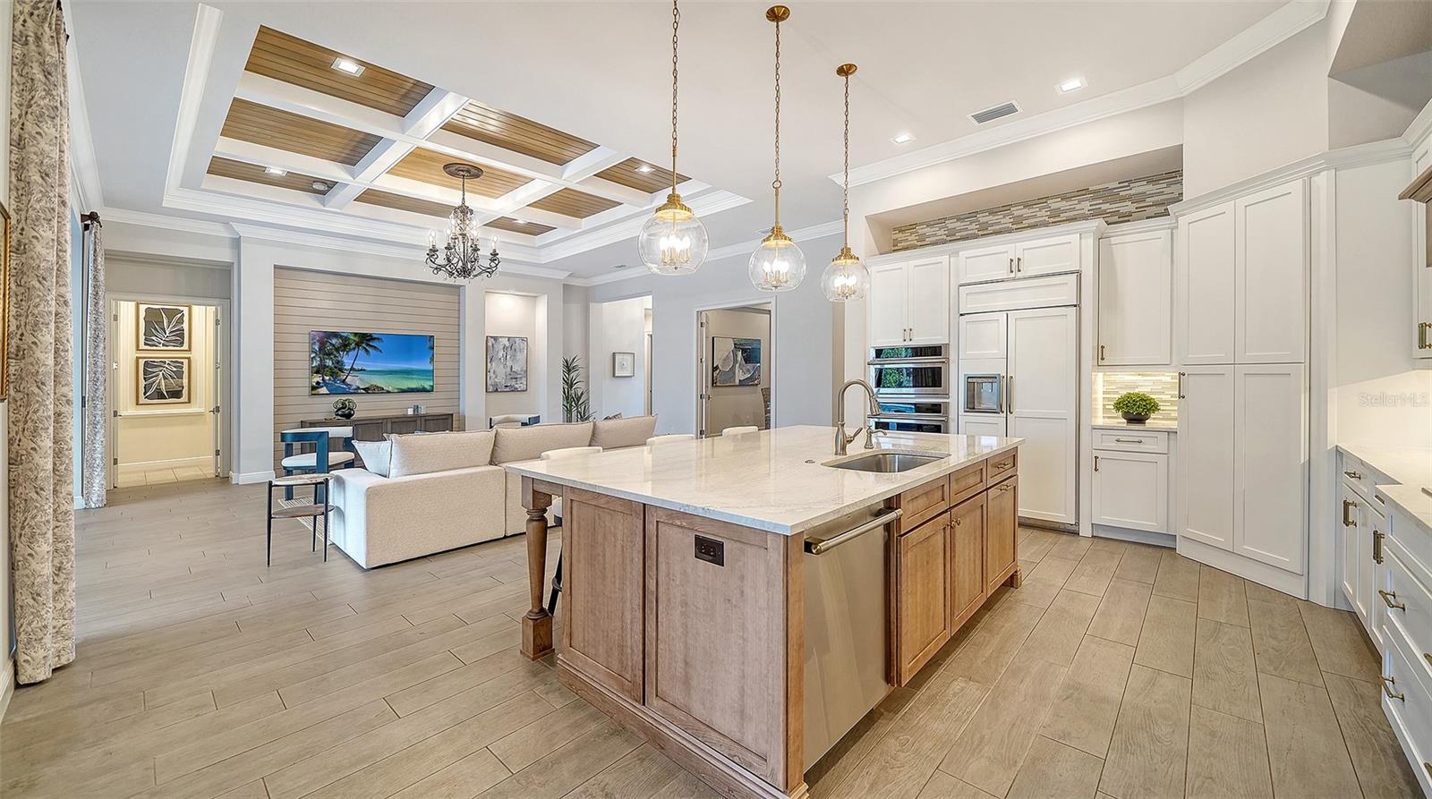 Image 15 of 59 For 7928 Matera Court