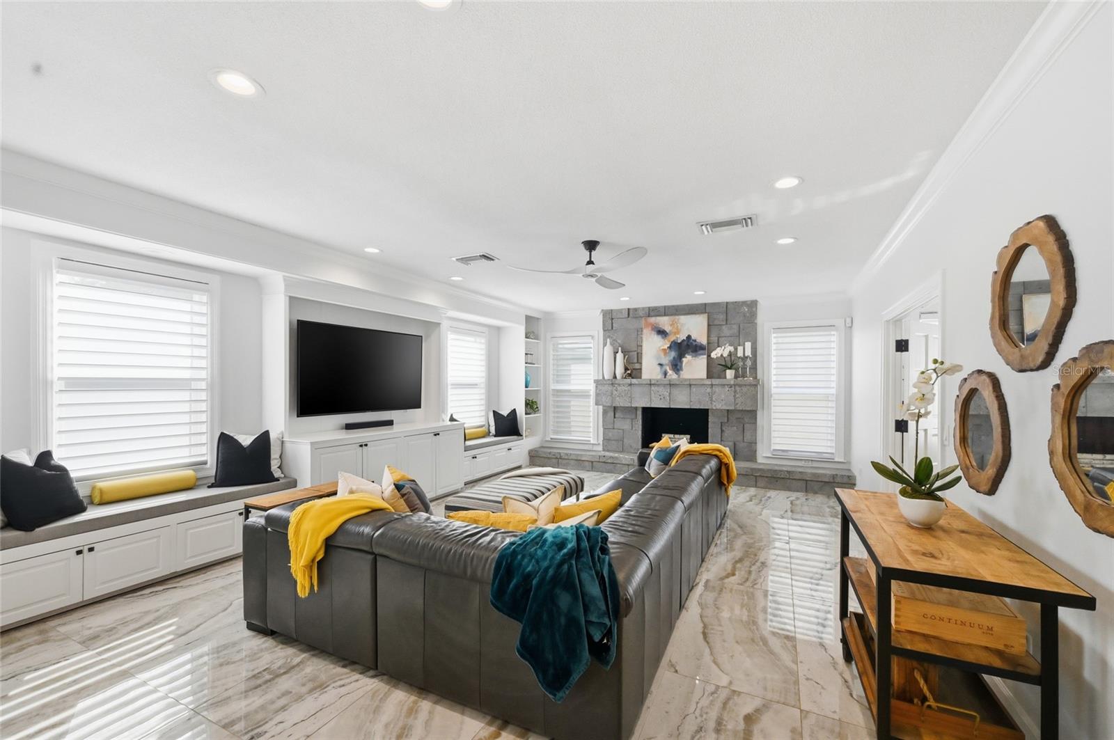 Image 13 of 83 For 1307 Riverview Circle