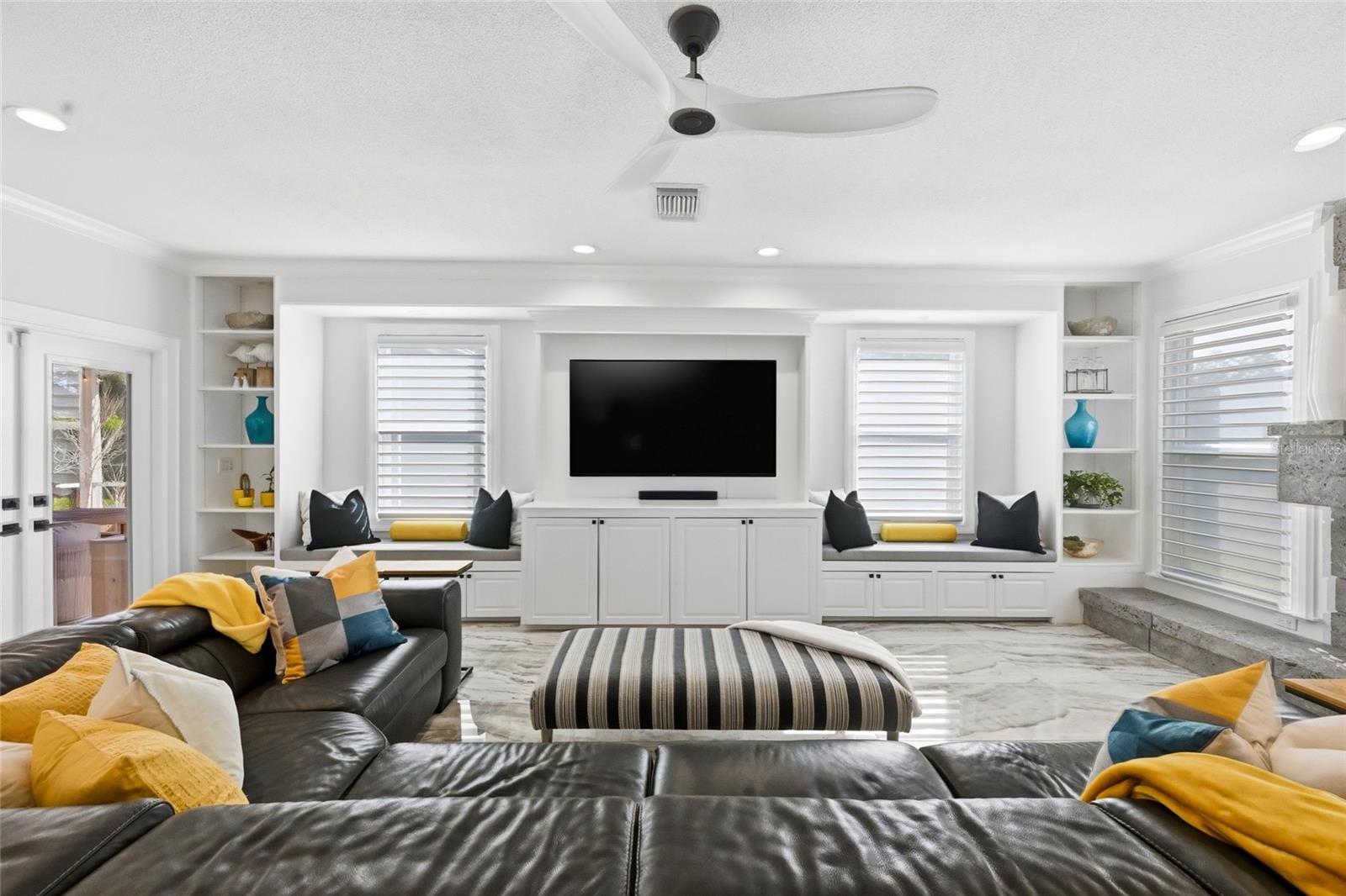 Image 16 of 83 For 1307 Riverview Circle