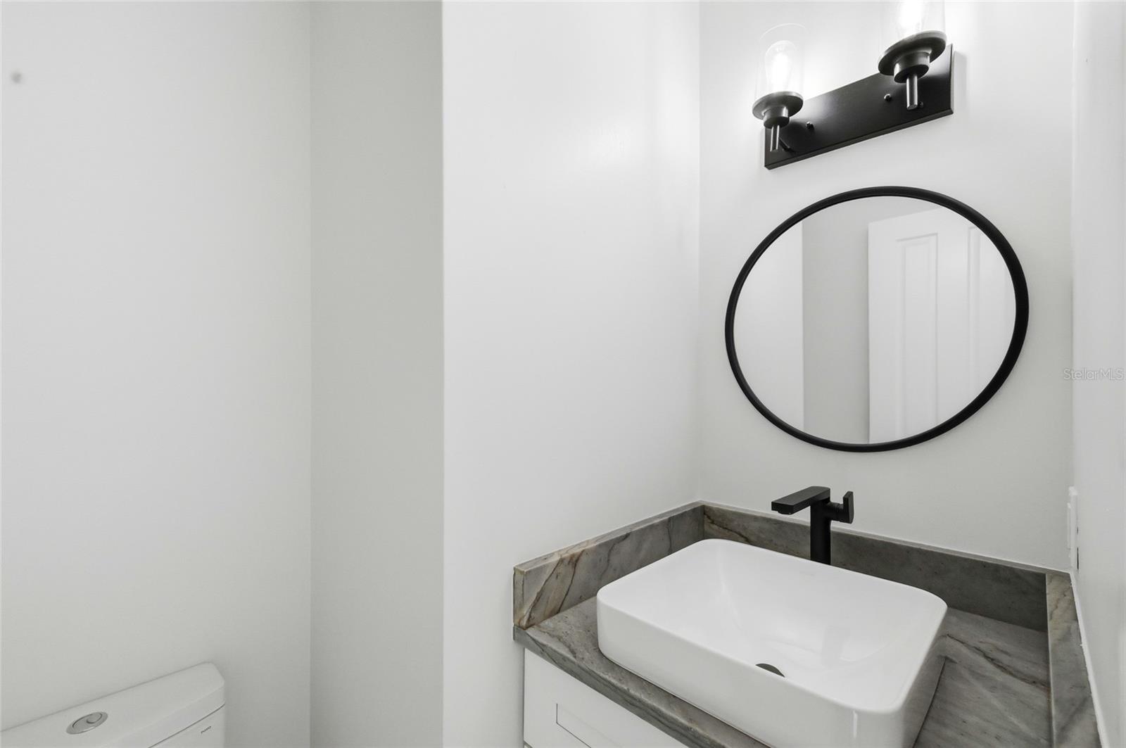 Image 34 of 83 For 1307 Riverview Circle