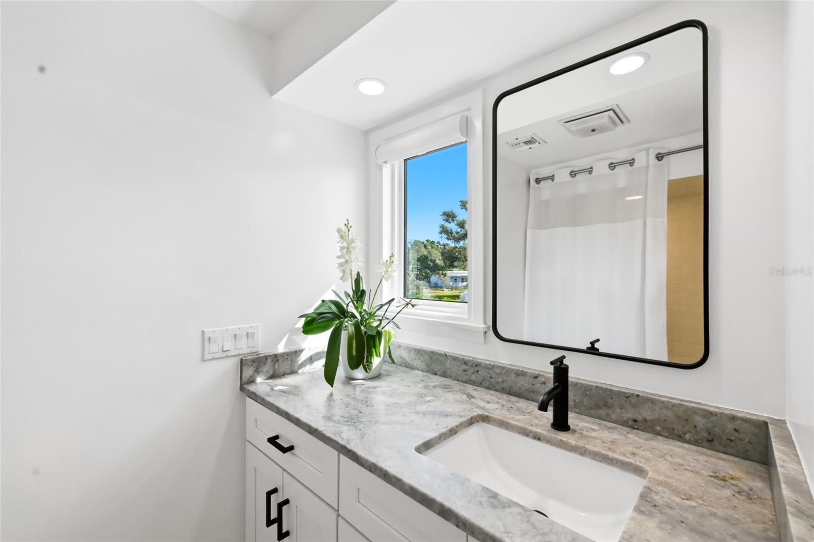 Image 52 of 83 For 1307 Riverview Circle