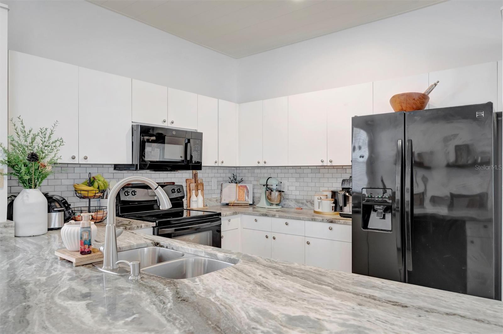 Image 27 of 74 For 5390 Matthew Court