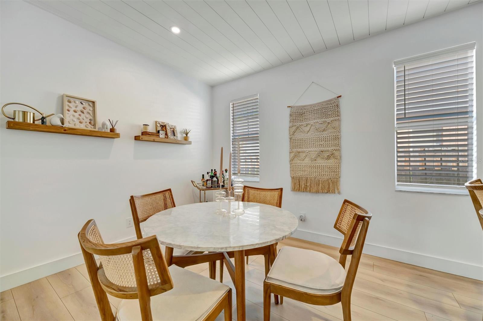 Image 31 of 74 For 5390 Matthew Court