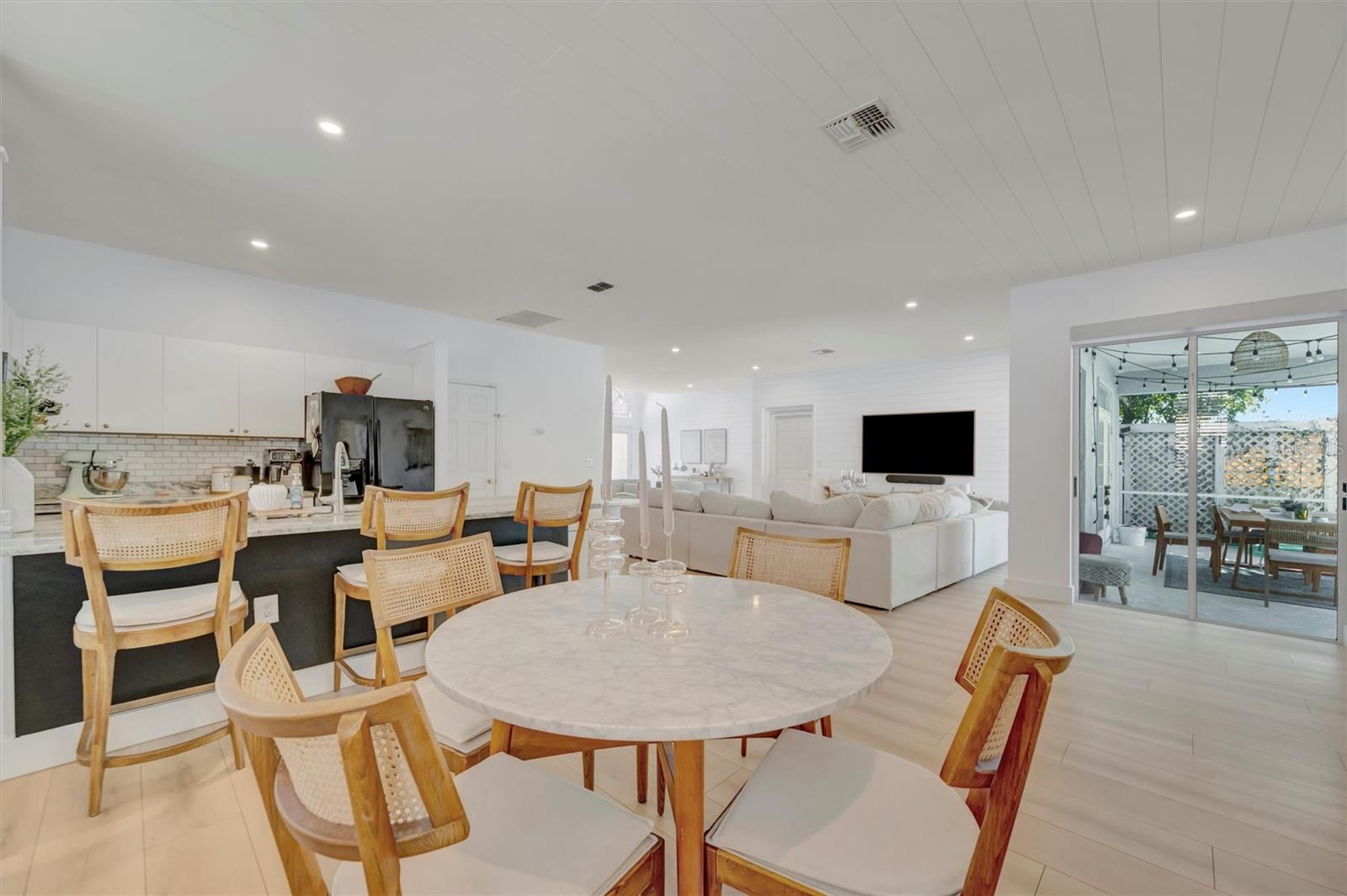 Image 33 of 74 For 5390 Matthew Court