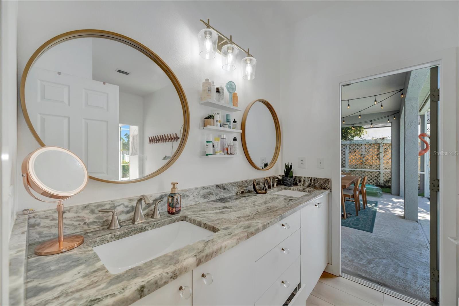 Image 56 of 74 For 5390 Matthew Court