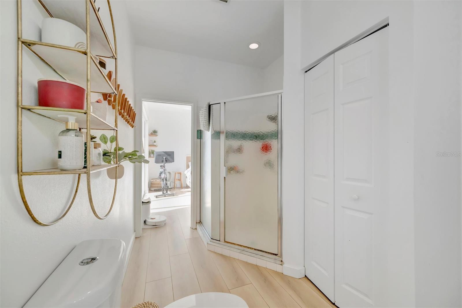 Image 58 of 74 For 5390 Matthew Court