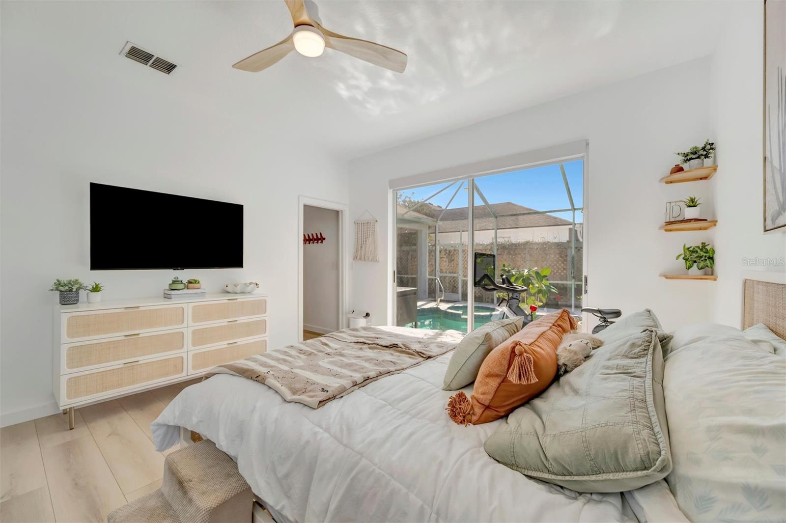 Image 62 of 74 For 5390 Matthew Court