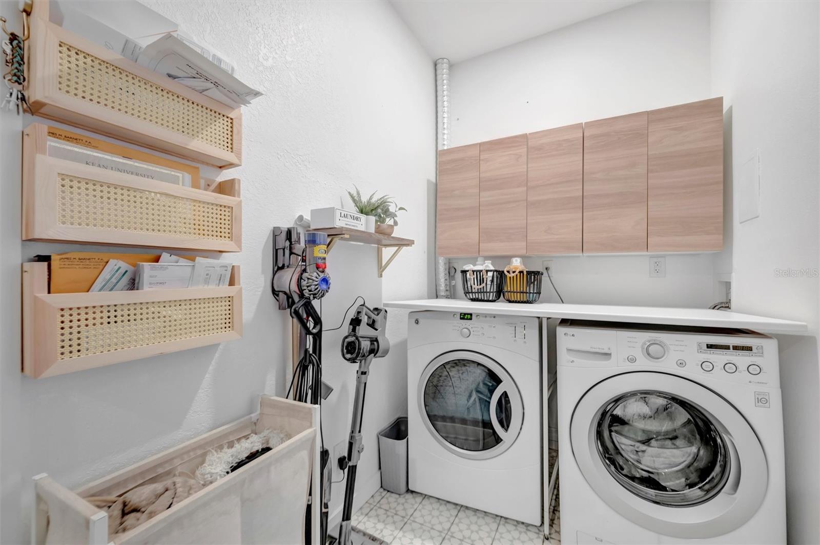 Image 68 of 74 For 5390 Matthew Court