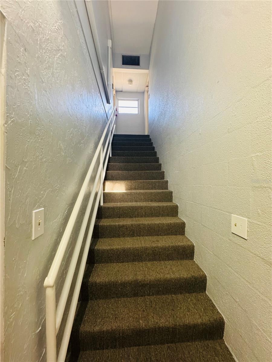 Image 17 of 26 For 4509 Bee Ridge Road E