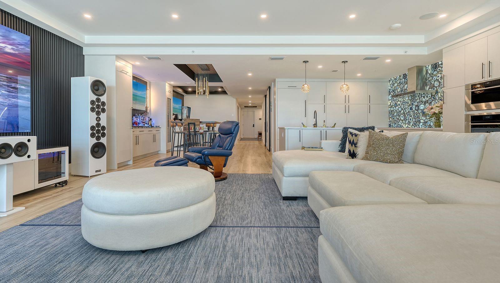 Image 19 of 53 For 1035 Seaside Drive 503