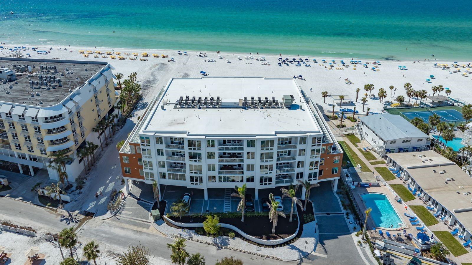 Image 36 of 53 For 1035 Seaside Drive 503