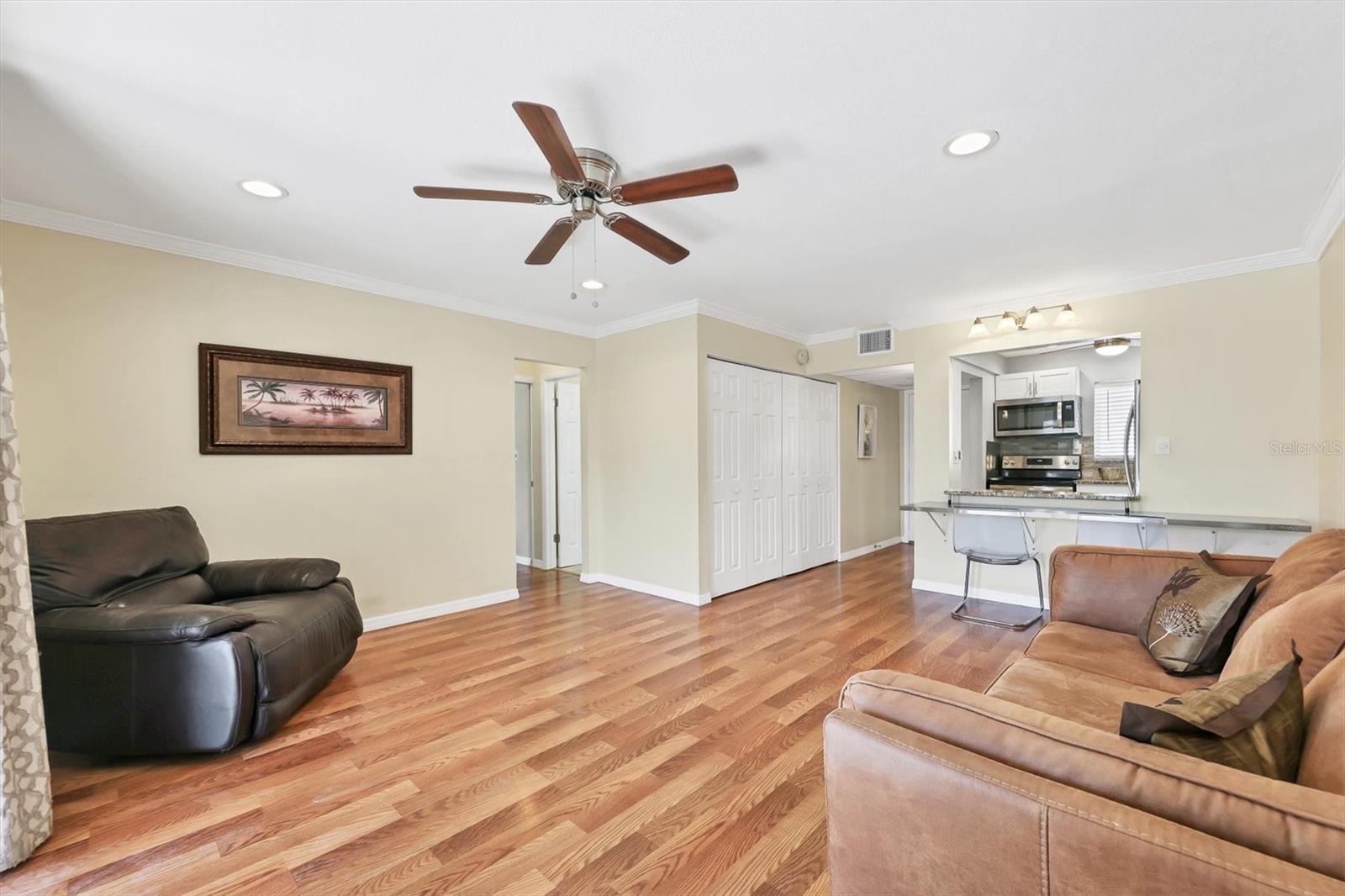 Image 10 of 36 For 1714 69th Avenue W B404