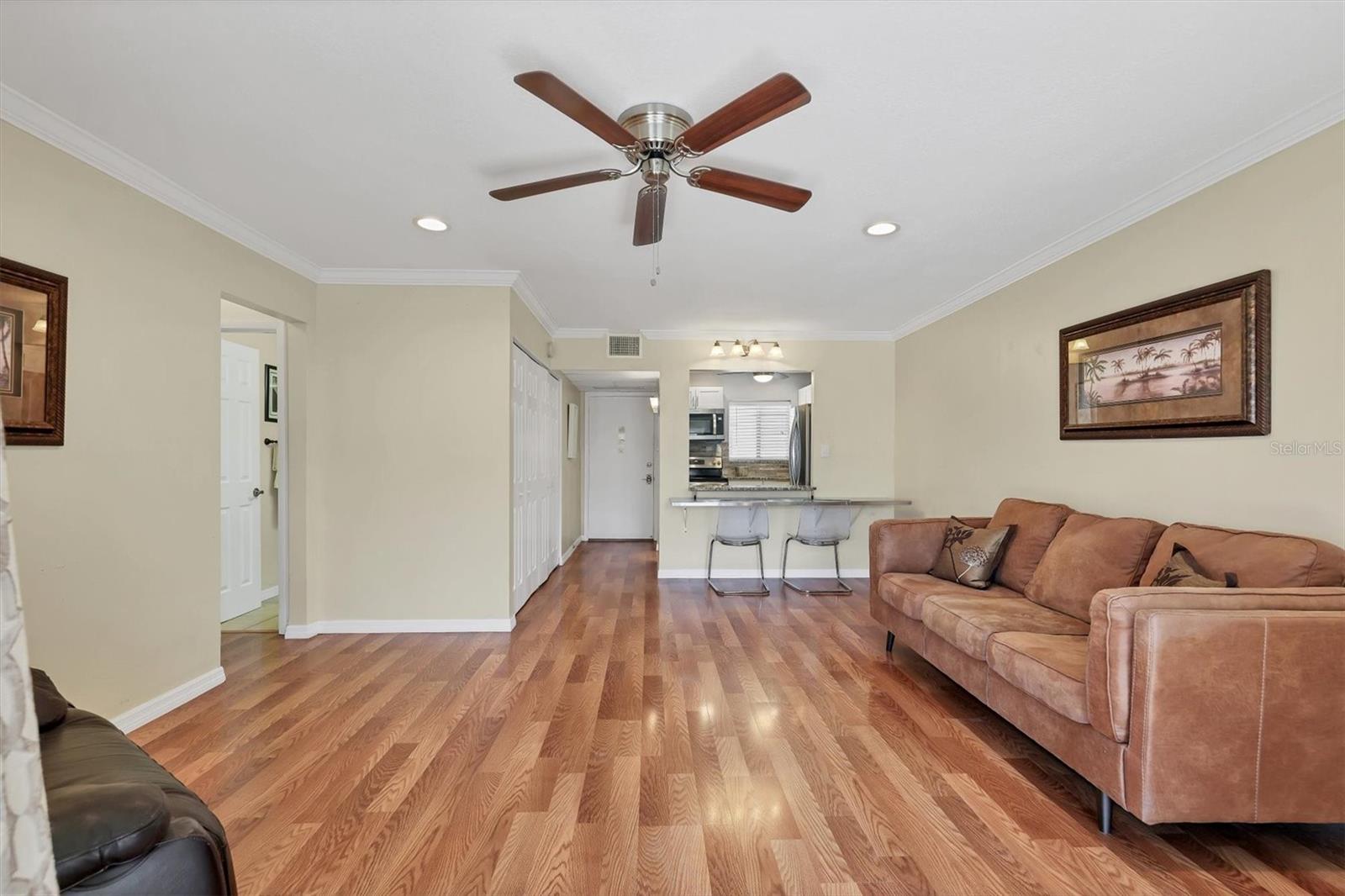 Image 11 of 36 For 1714 69th Avenue W B404