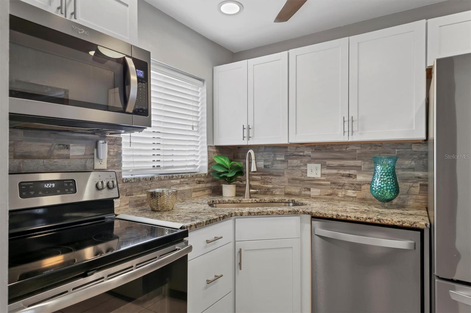 Image 16 of 36 For 1714 69th Avenue W B404