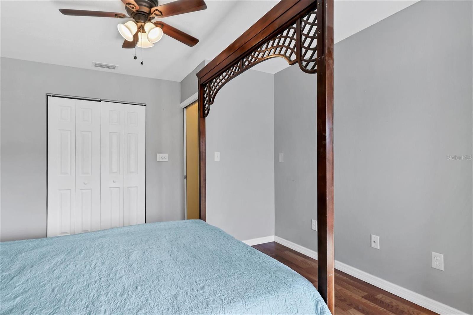 Image 18 of 36 For 1714 69th Avenue W B404