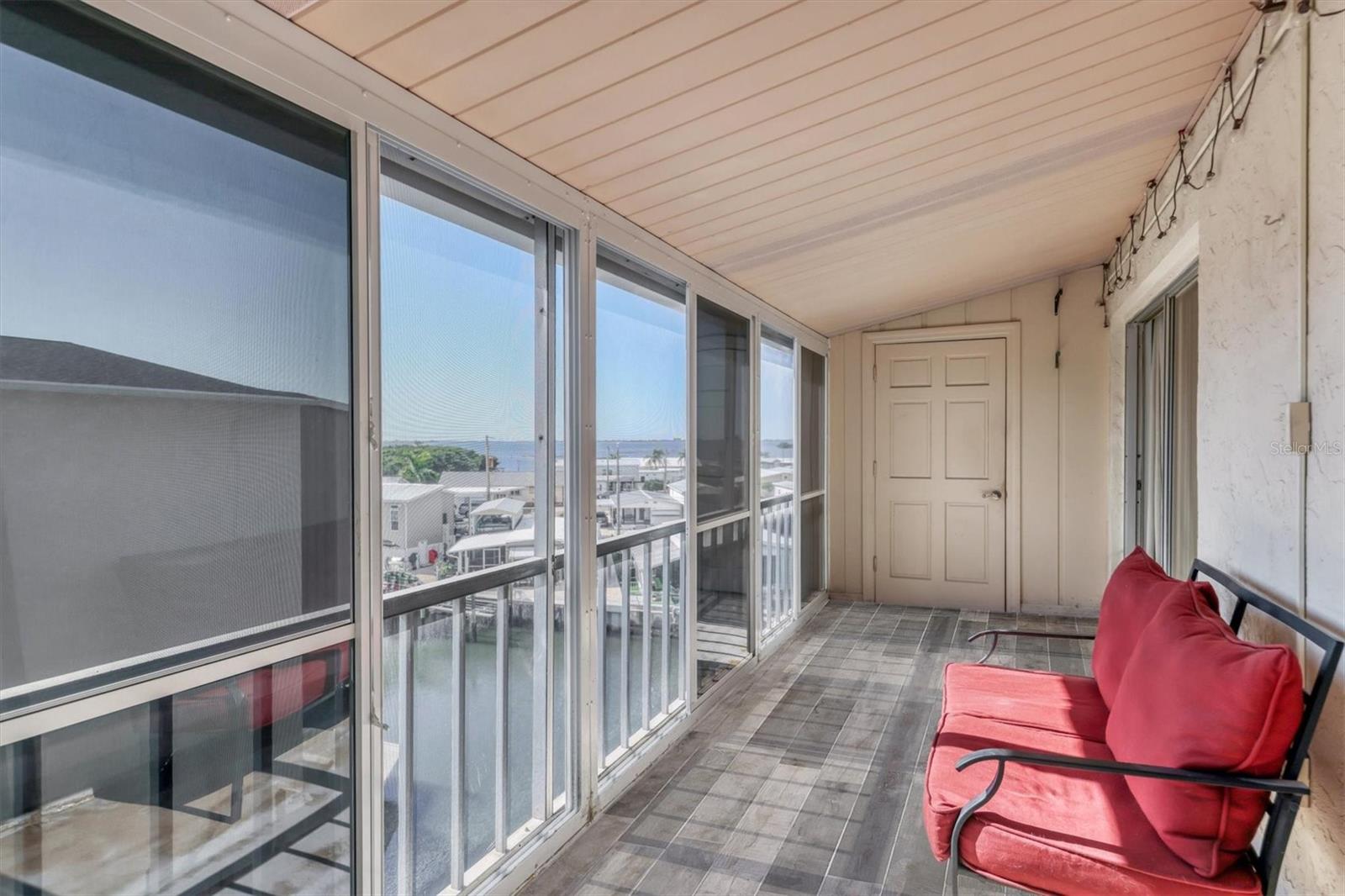 Image 21 of 36 For 1714 69th Avenue W B404