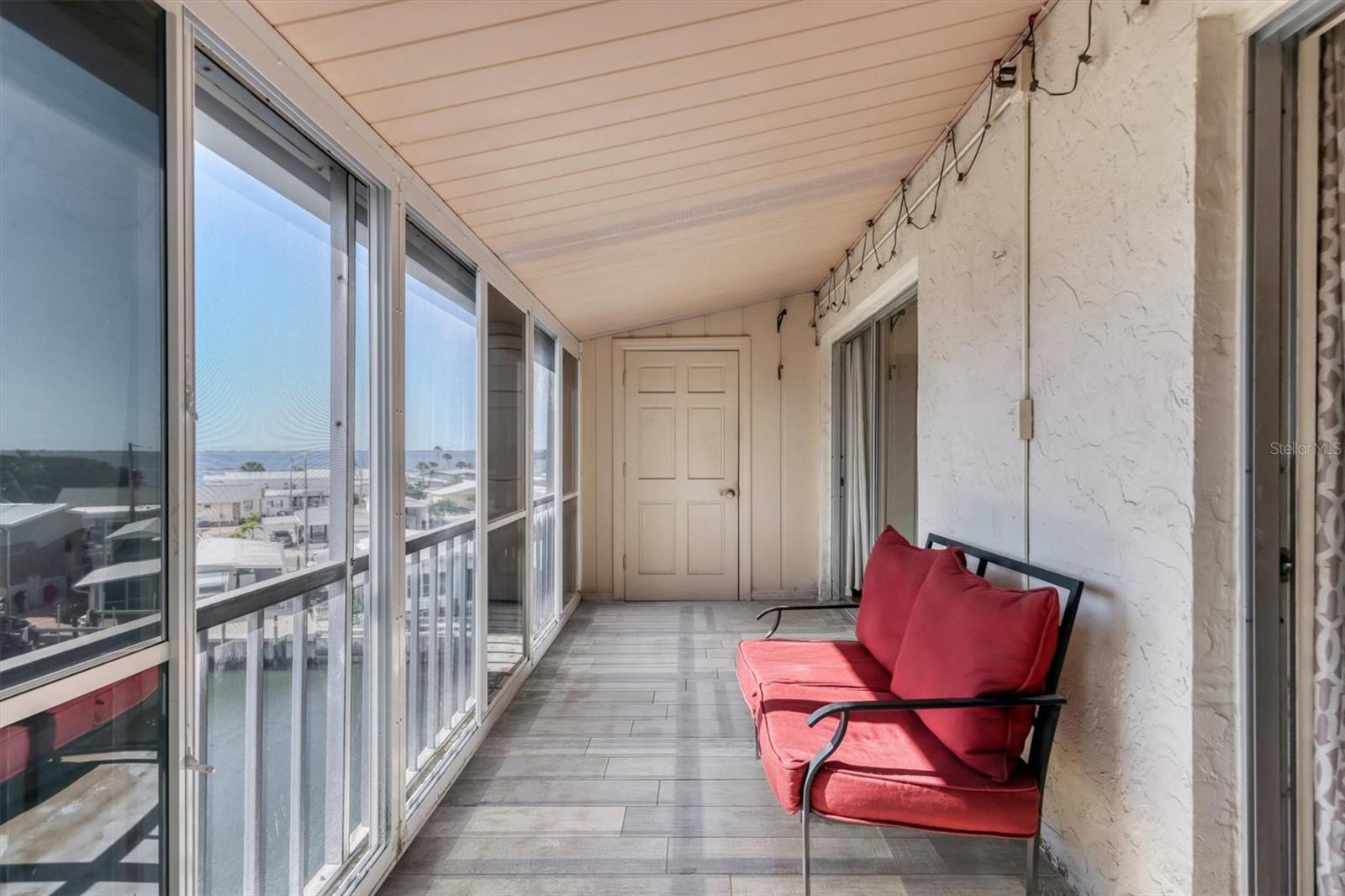 Image 22 of 36 For 1714 69th Avenue W B404