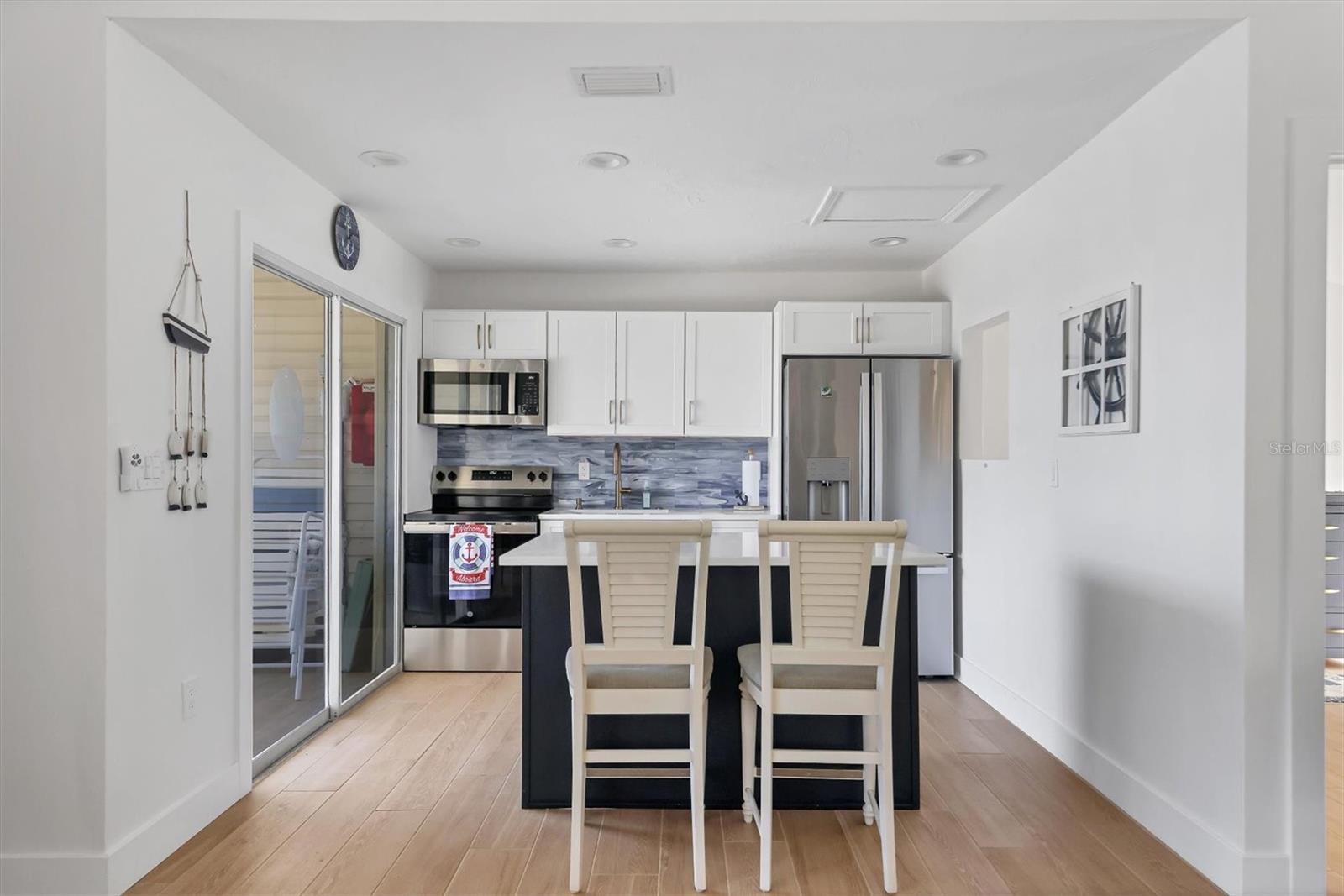 Image 30 of 36 For 1714 69th Avenue W B404