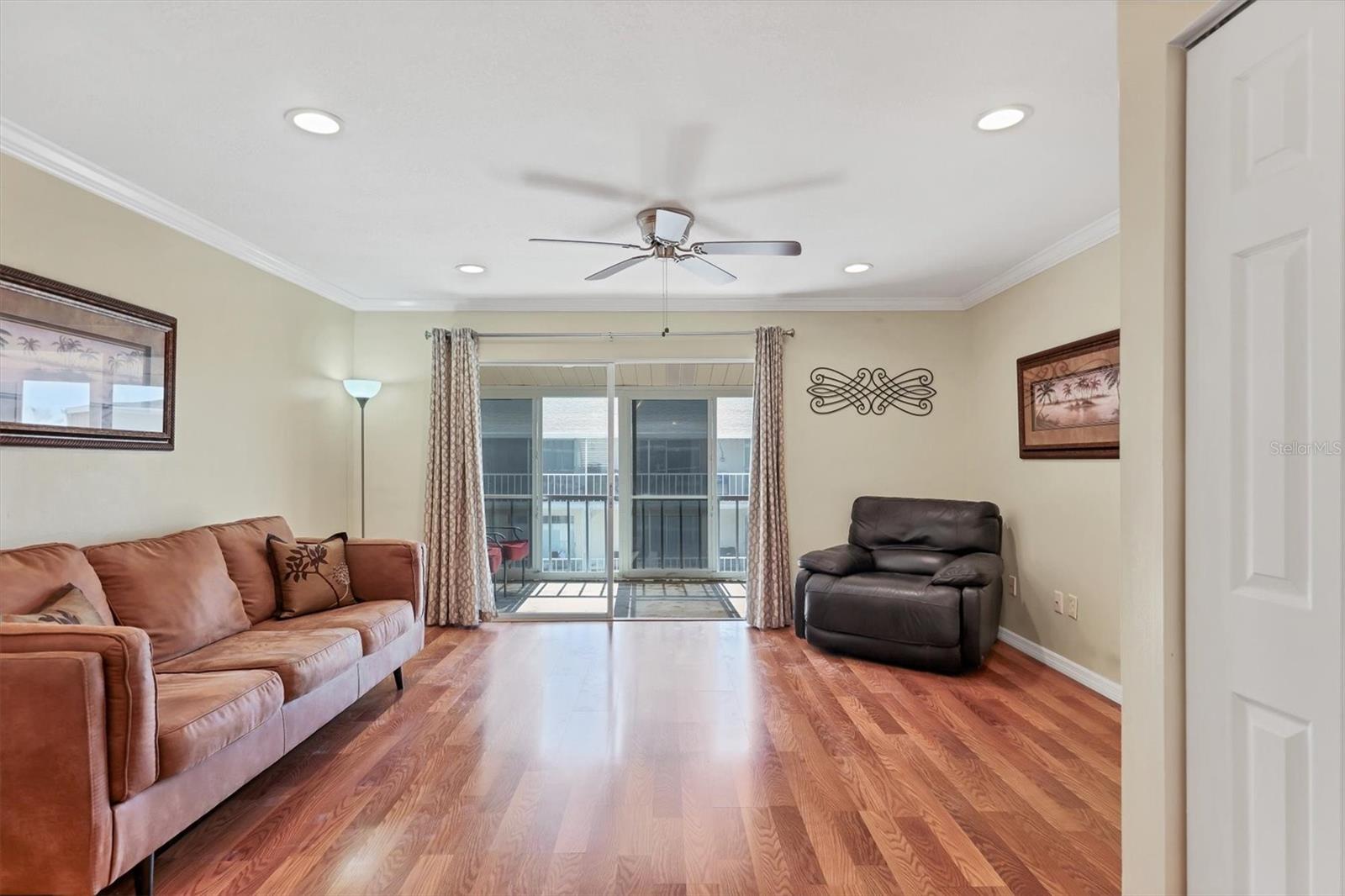 Image 8 of 36 For 1714 69th Avenue W B404