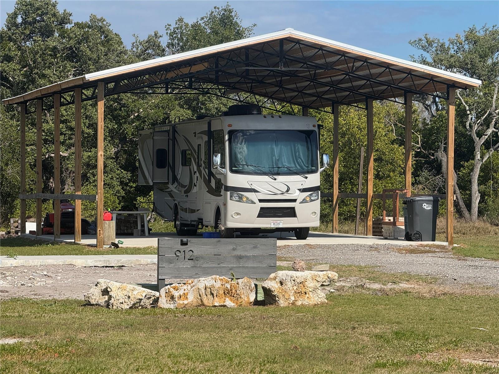 Image 2 of 10 For 912 Piney Point Road