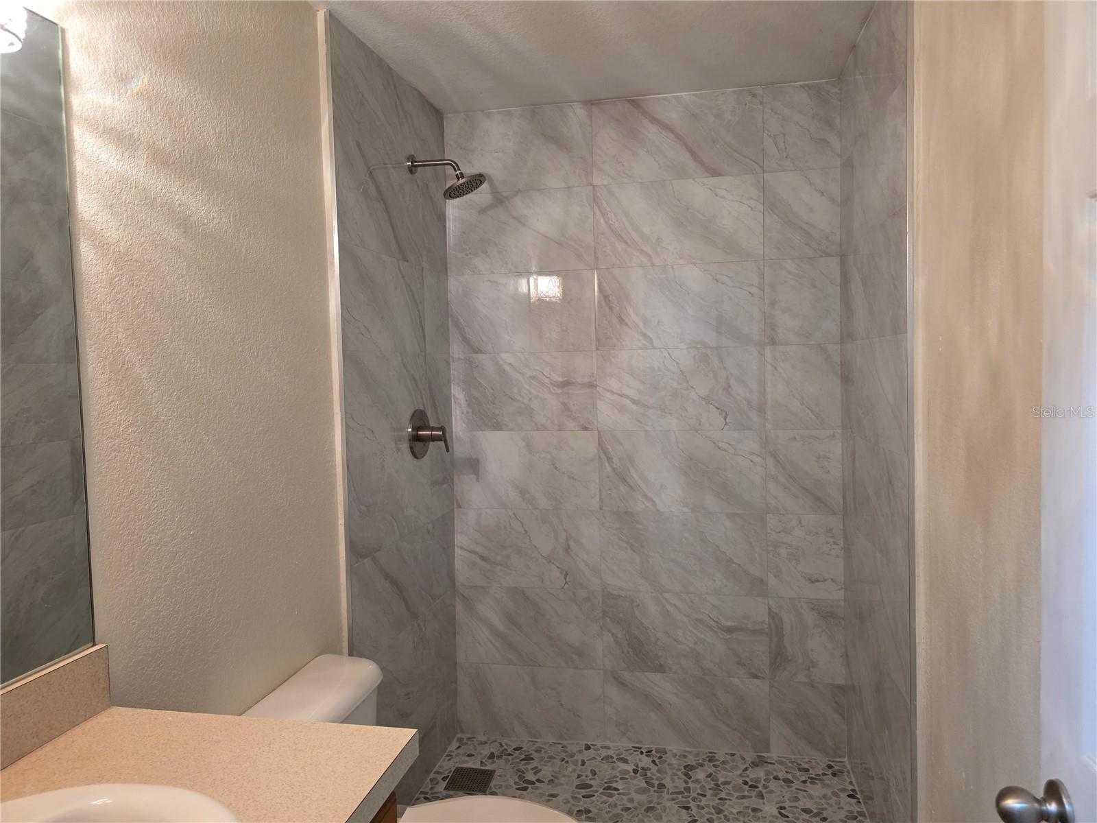 Image 19 of 21 For 2789 Coolidge Avenue