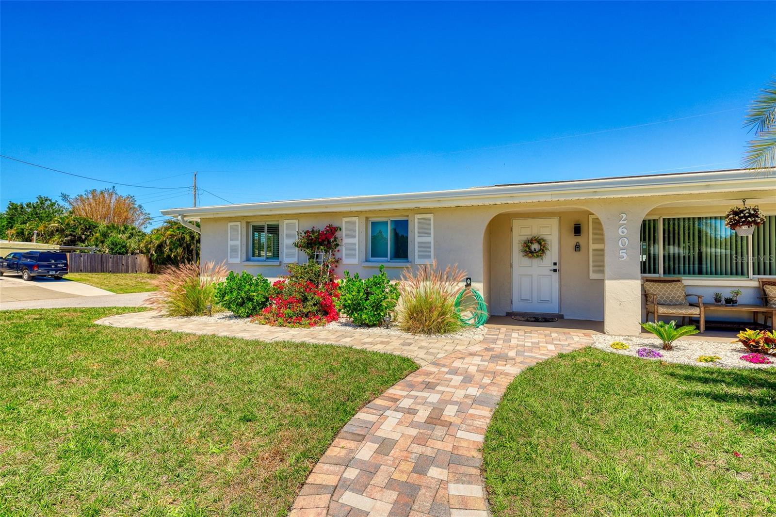 Image 2 of 50 For 2605 Sunnybrook Drive