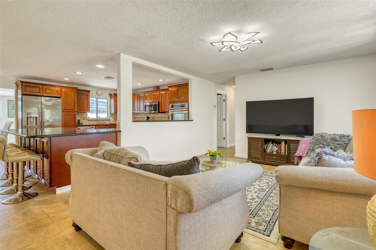 Image 8 of 50 For 2605 Sunnybrook Drive