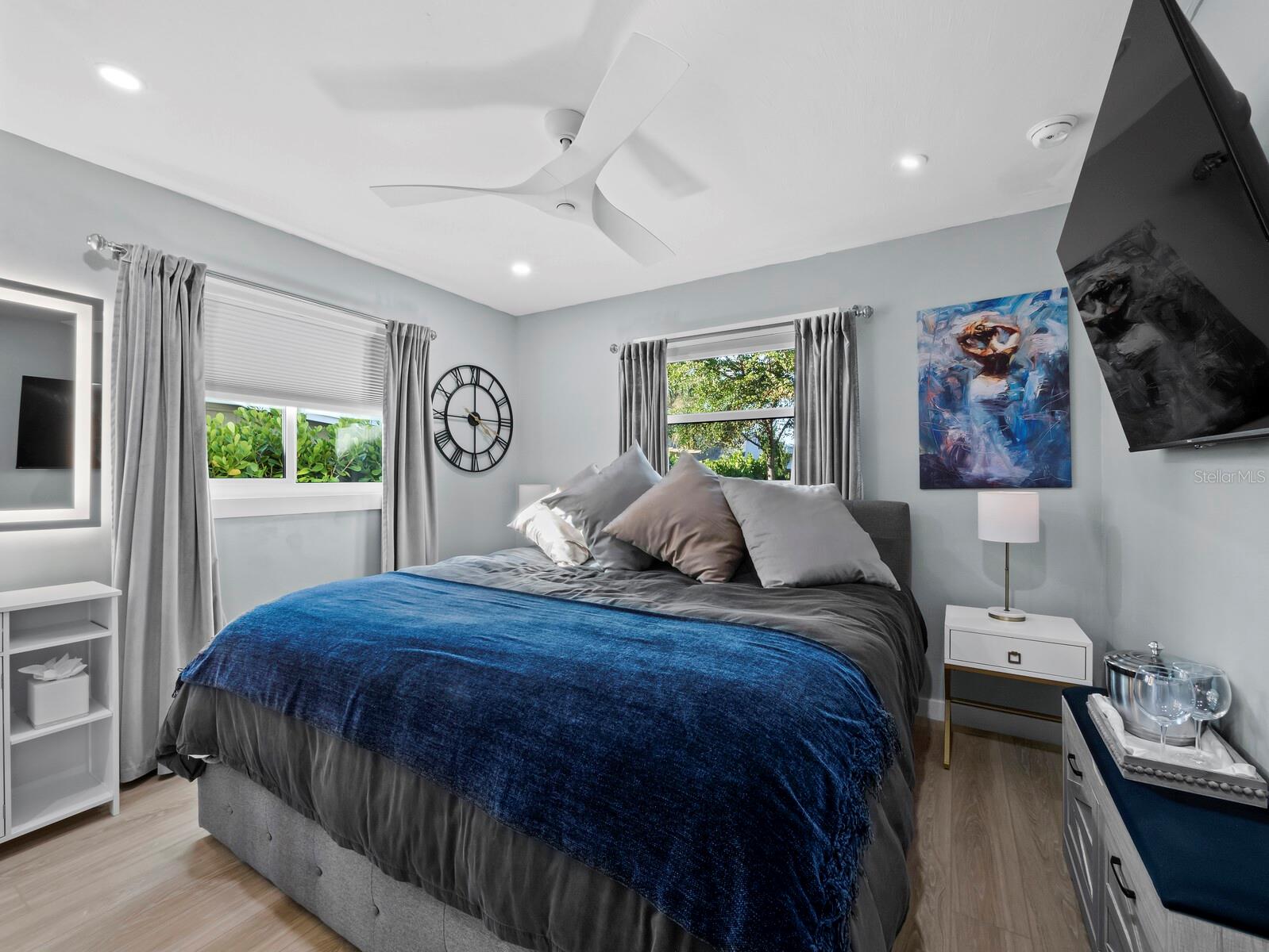 Image 16 of 29 For 2421 Prospect Street