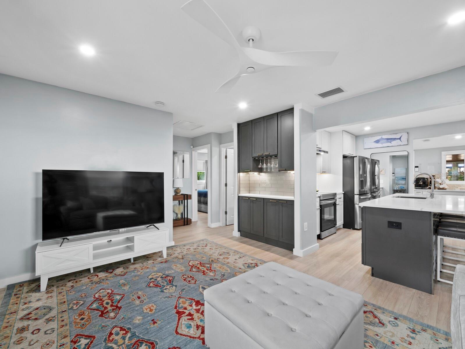 Image 6 of 29 For 2421 Prospect Street