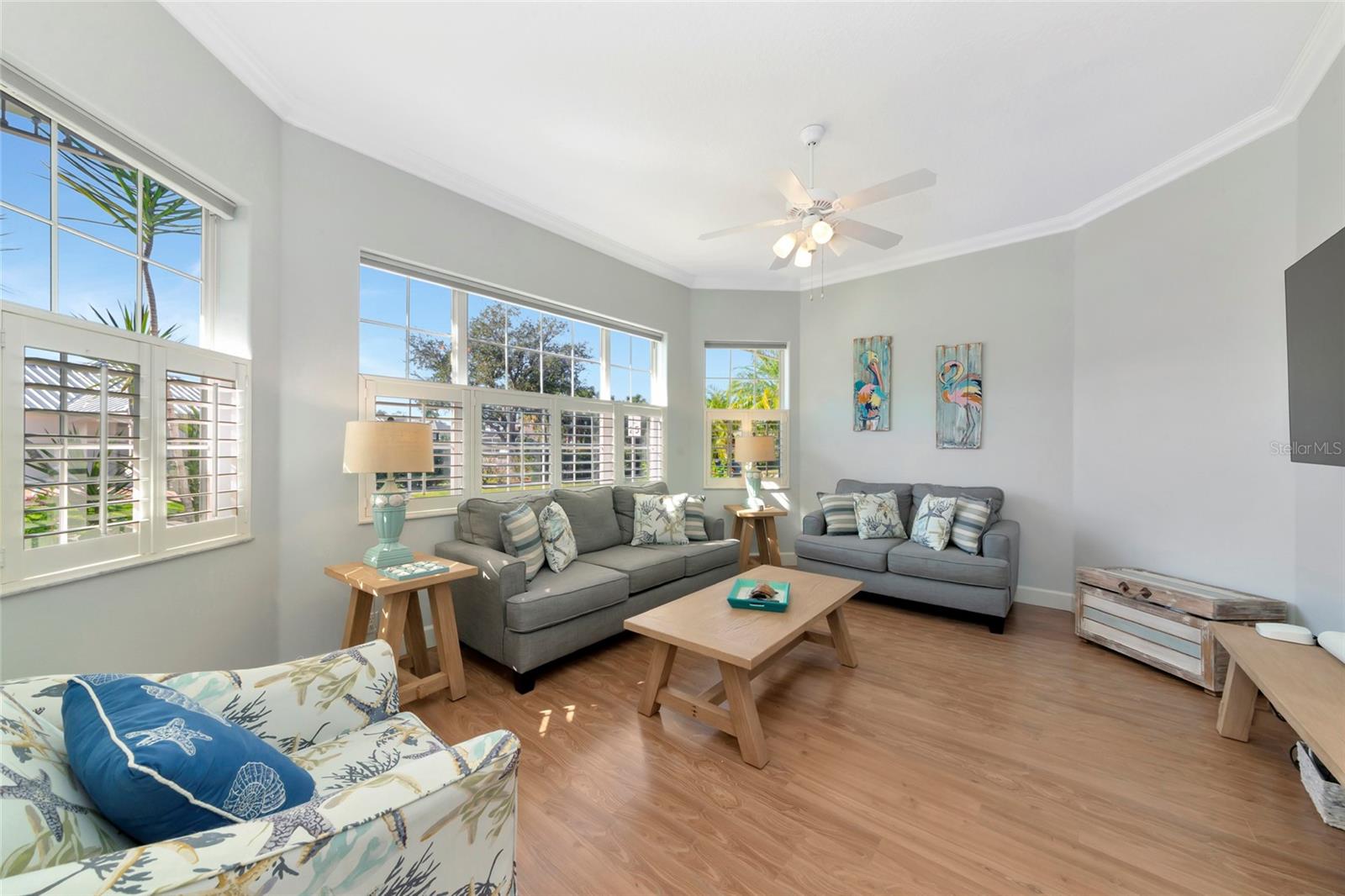 Image 11 of 50 For 201 Americas Cup Boulevard