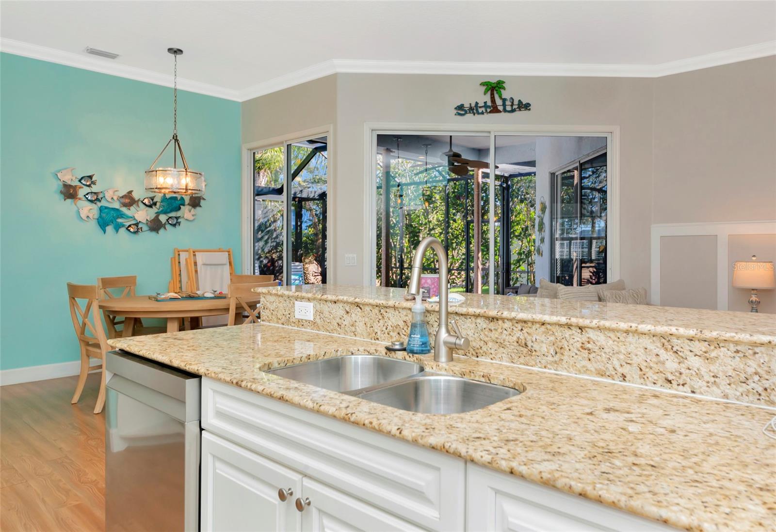 Image 30 of 50 For 201 Americas Cup Boulevard