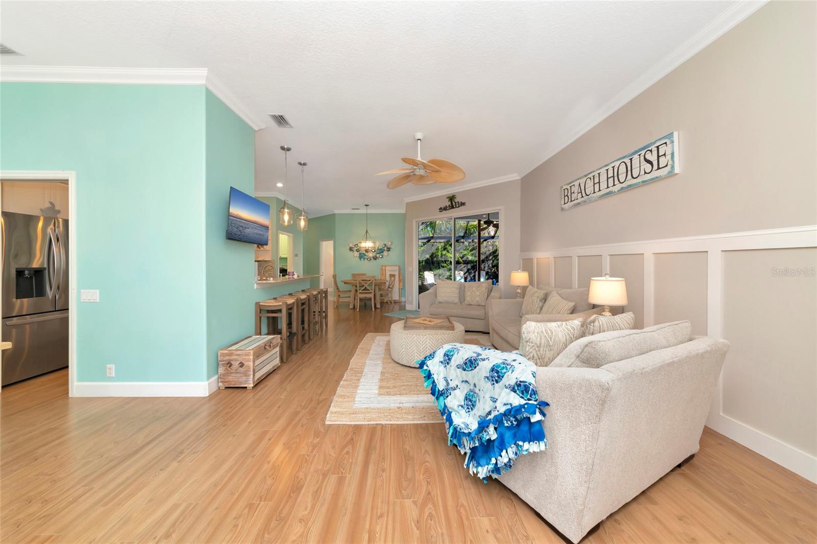 Image 40 of 50 For 201 Americas Cup Boulevard