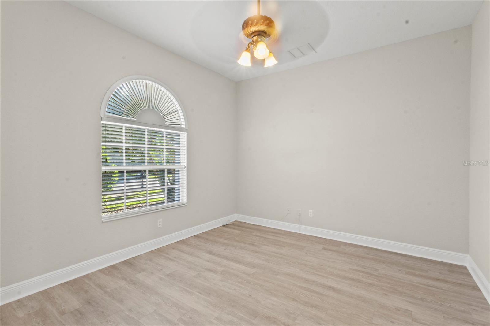 Image 28 of 75 For 6961 Scrub Jay Drive