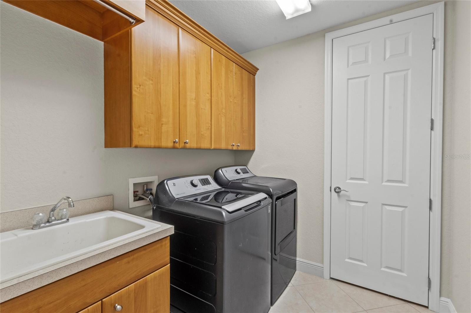 Image 33 of 75 For 6961 Scrub Jay Drive