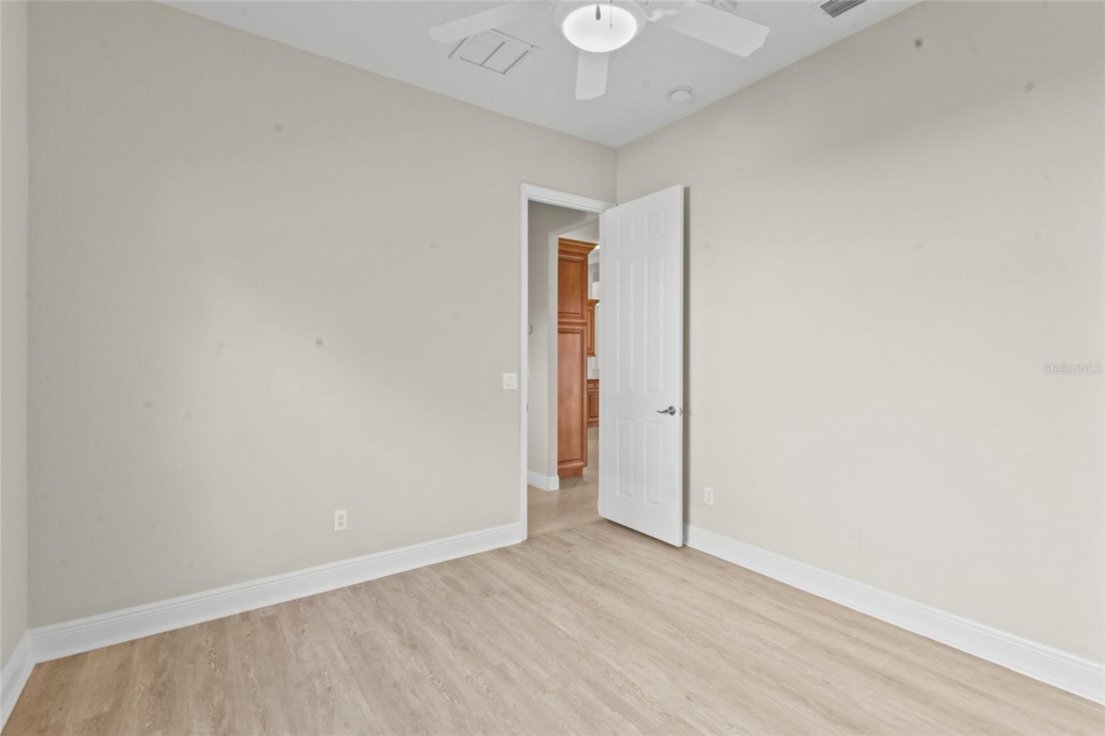 Image 44 of 75 For 6961 Scrub Jay Drive