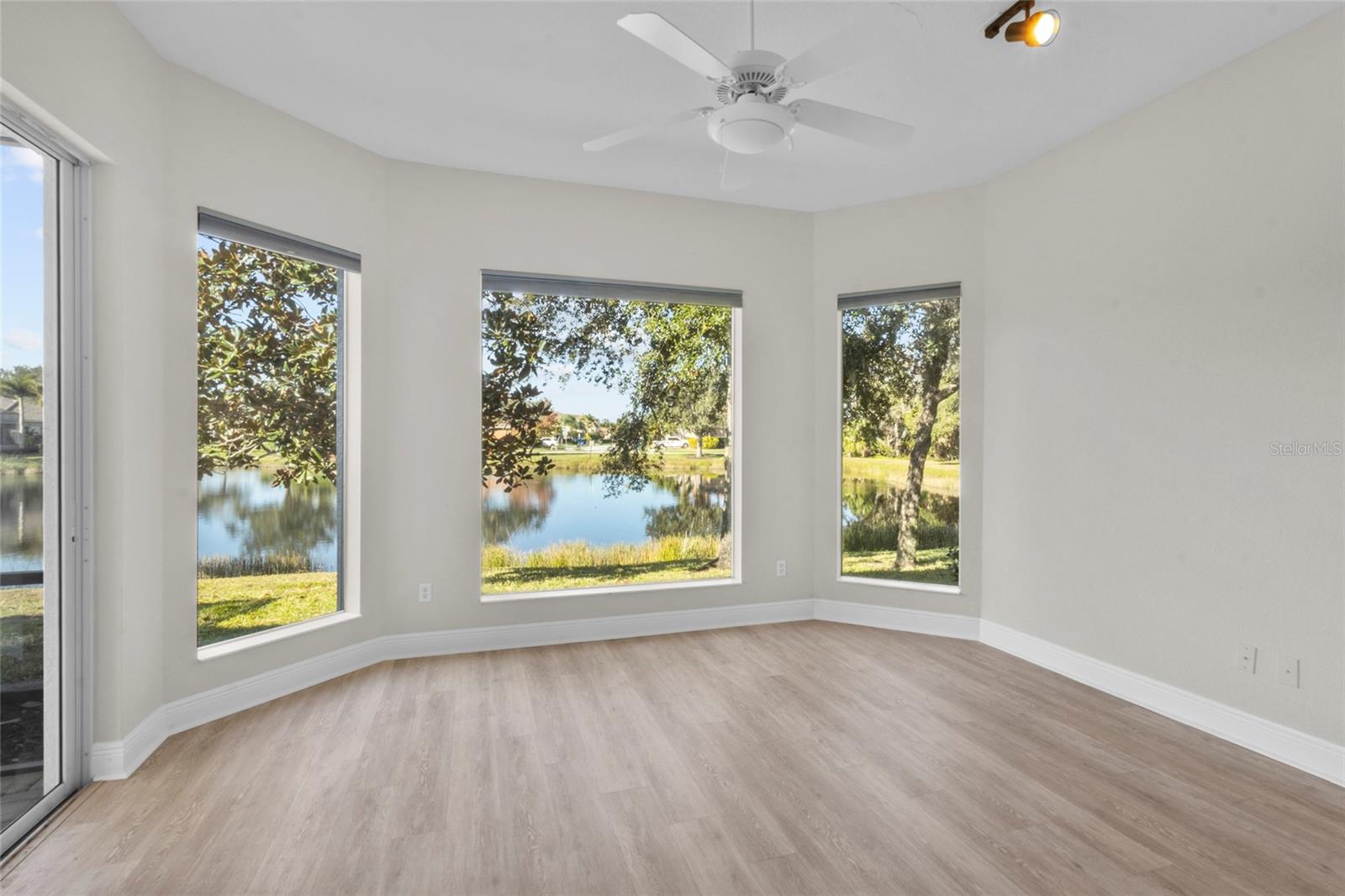 Image 50 of 75 For 6961 Scrub Jay Drive