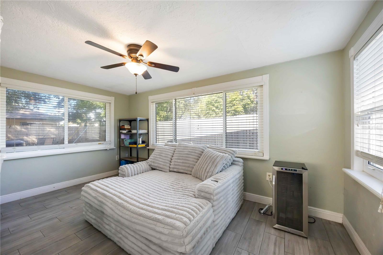 Image 15 of 30 For 5828 20th Street W