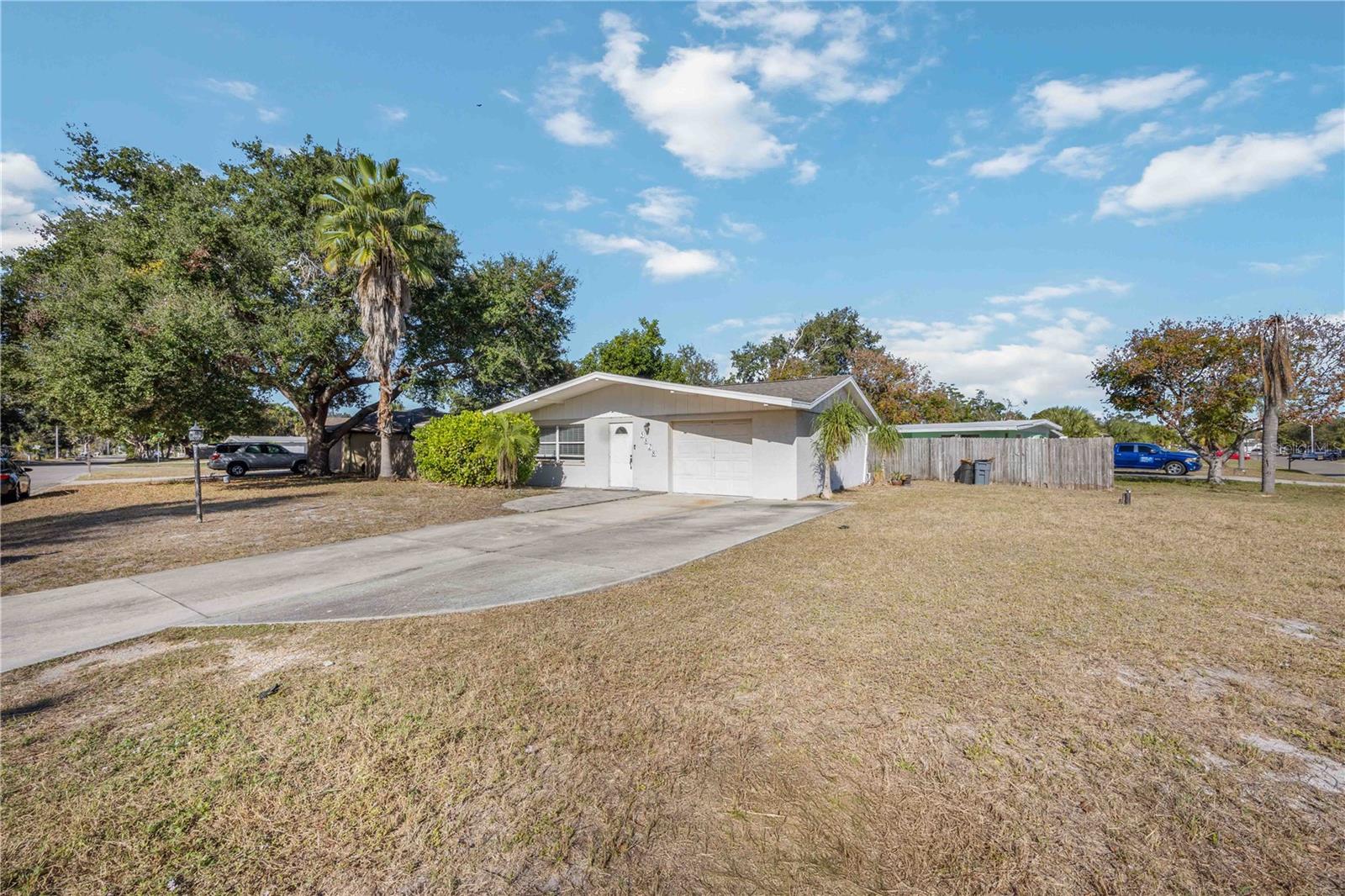 Image 4 of 30 For 5828 20th Street W