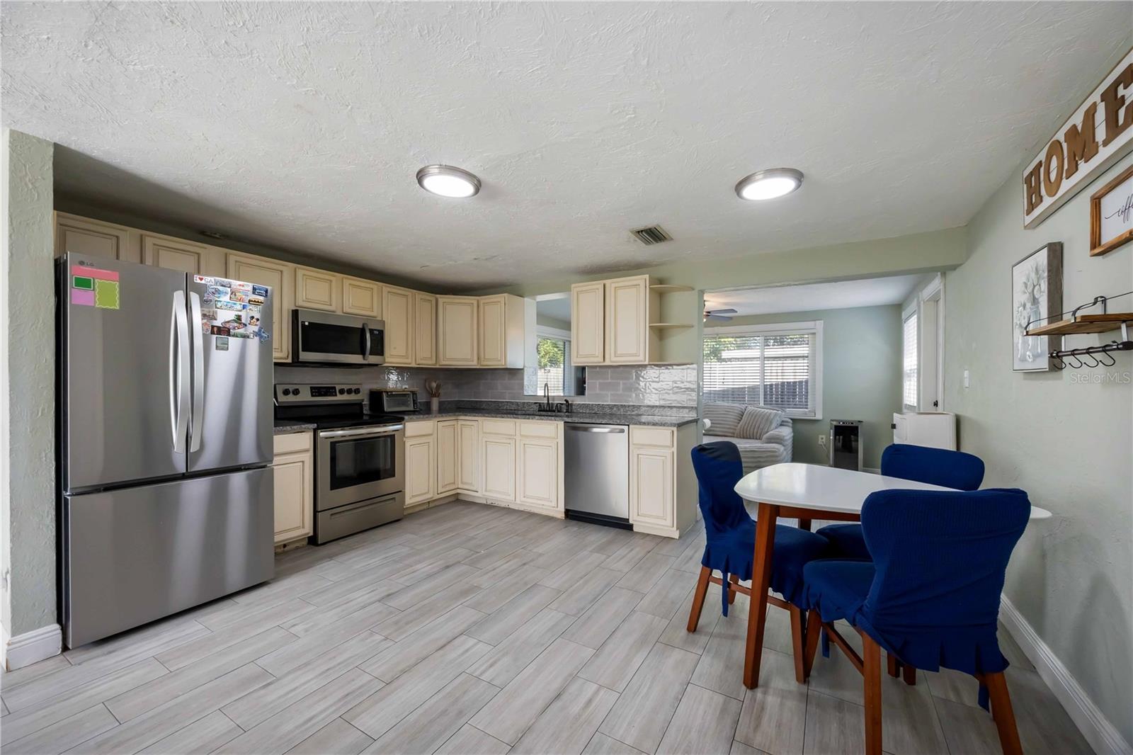 Image 9 of 30 For 5828 20th Street W