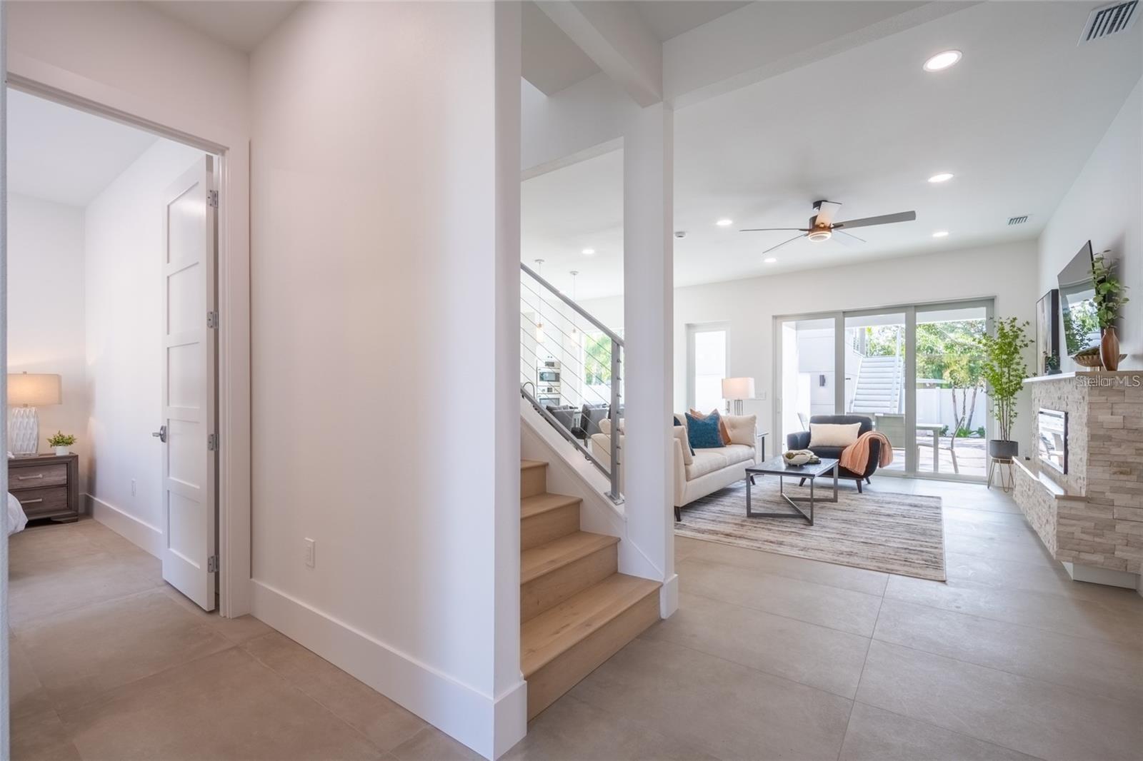 Image 31 of 84 For 2430 Floyd Street